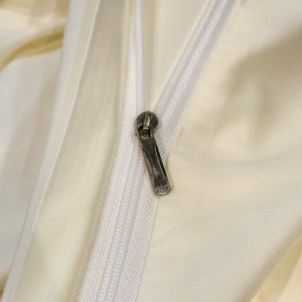 91家纺网 家纺一手货源 找家纺 欧乐蒂 2026新款亲肤棉刺绣四件套-花语 花语-柔白