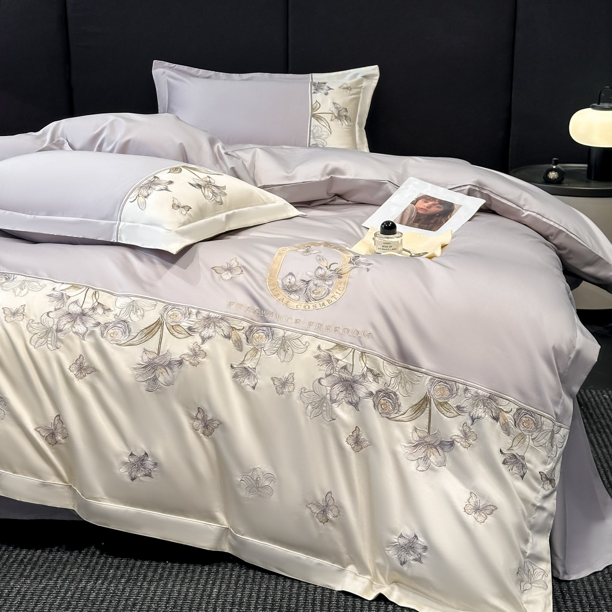 91家纺网 家纺一手货源 找家纺 欧乐蒂 2026新款亲肤棉刺绣四件套-花语 花语-雅灰