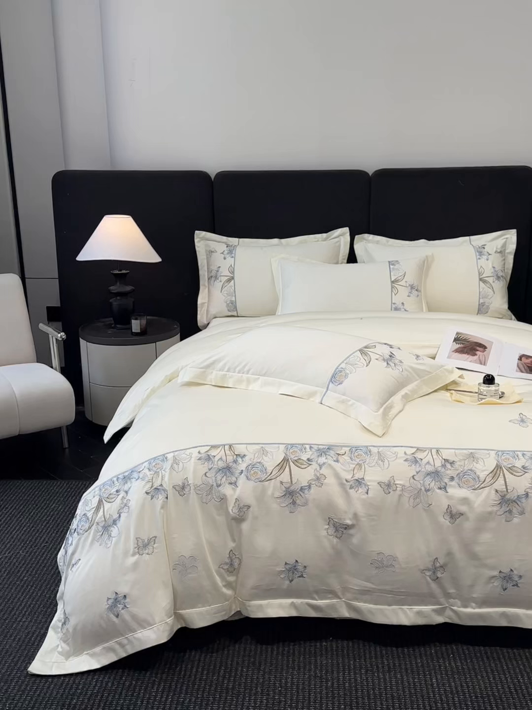 91家纺网 家纺一手货源 找家纺 欧乐蒂 2026新款亲肤棉刺绣四件套-花语 花语-柔白