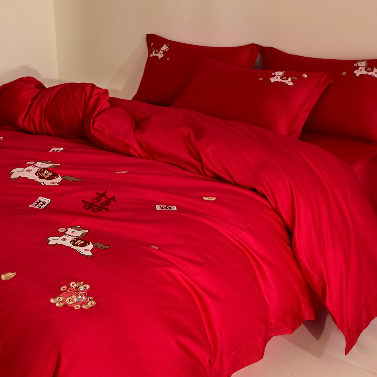 91家纺网 家纺一手货源 找家纺 （总）欧乐蒂 2025新款亲肤棉婚庆刺绣四件套系列