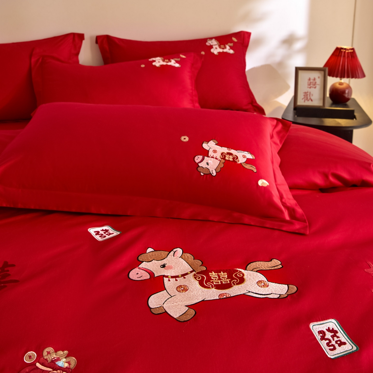 91家纺网 家纺一手货源 找家纺 （总）欧乐蒂 2026新款亲肤棉刺绣婚庆四件套-马上有喜