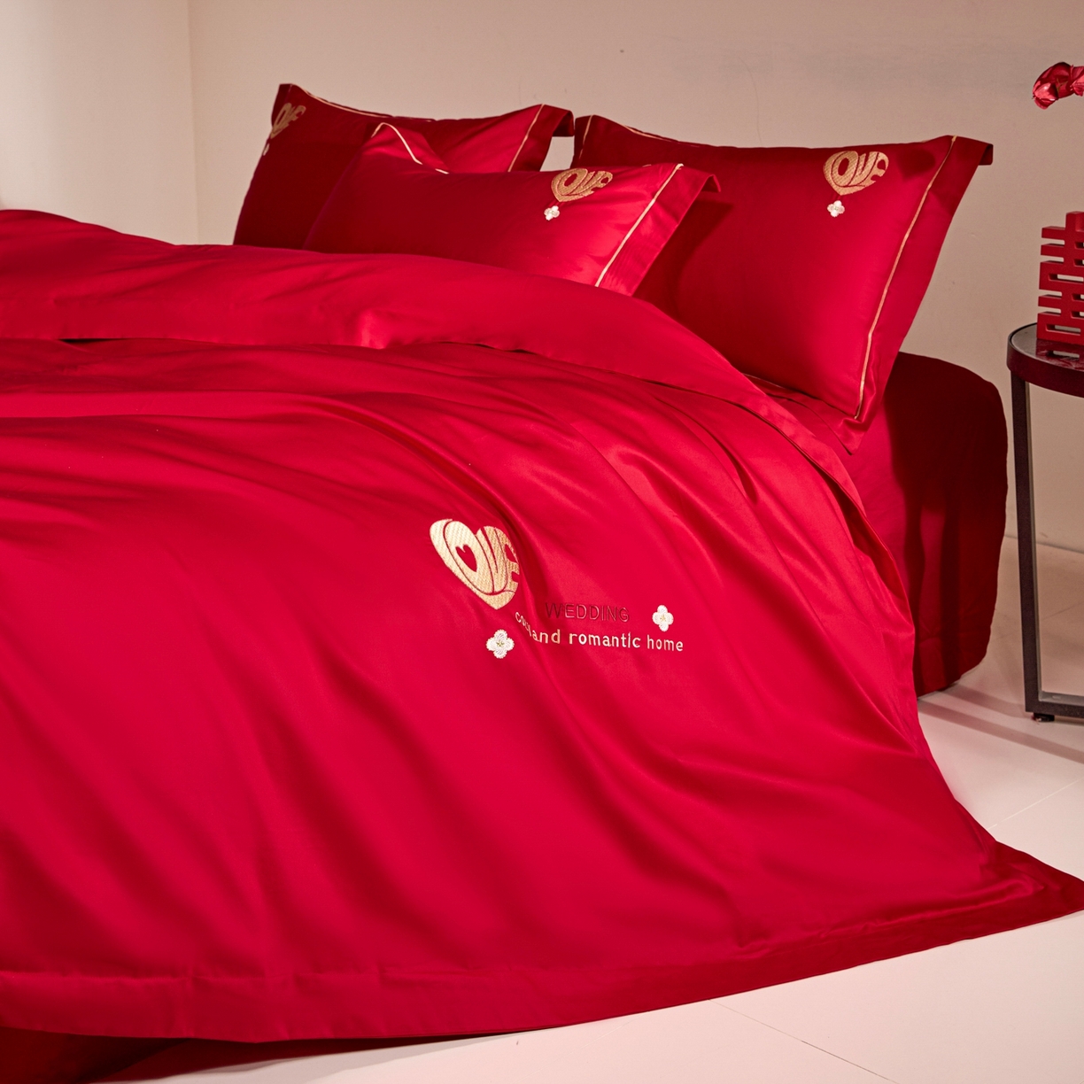 91家纺网 家纺一手货源 找家纺 （总）欧乐蒂 2026新款亲肤棉简约刺绣婚庆四件套