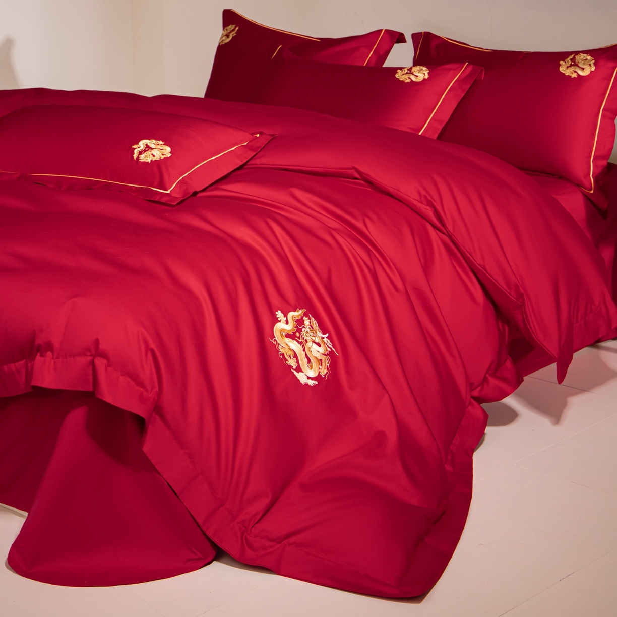 91家纺网 家纺一手货源 找家纺 欧乐蒂 2026新款亲肤棉简约刺绣婚庆四件套 祥龙