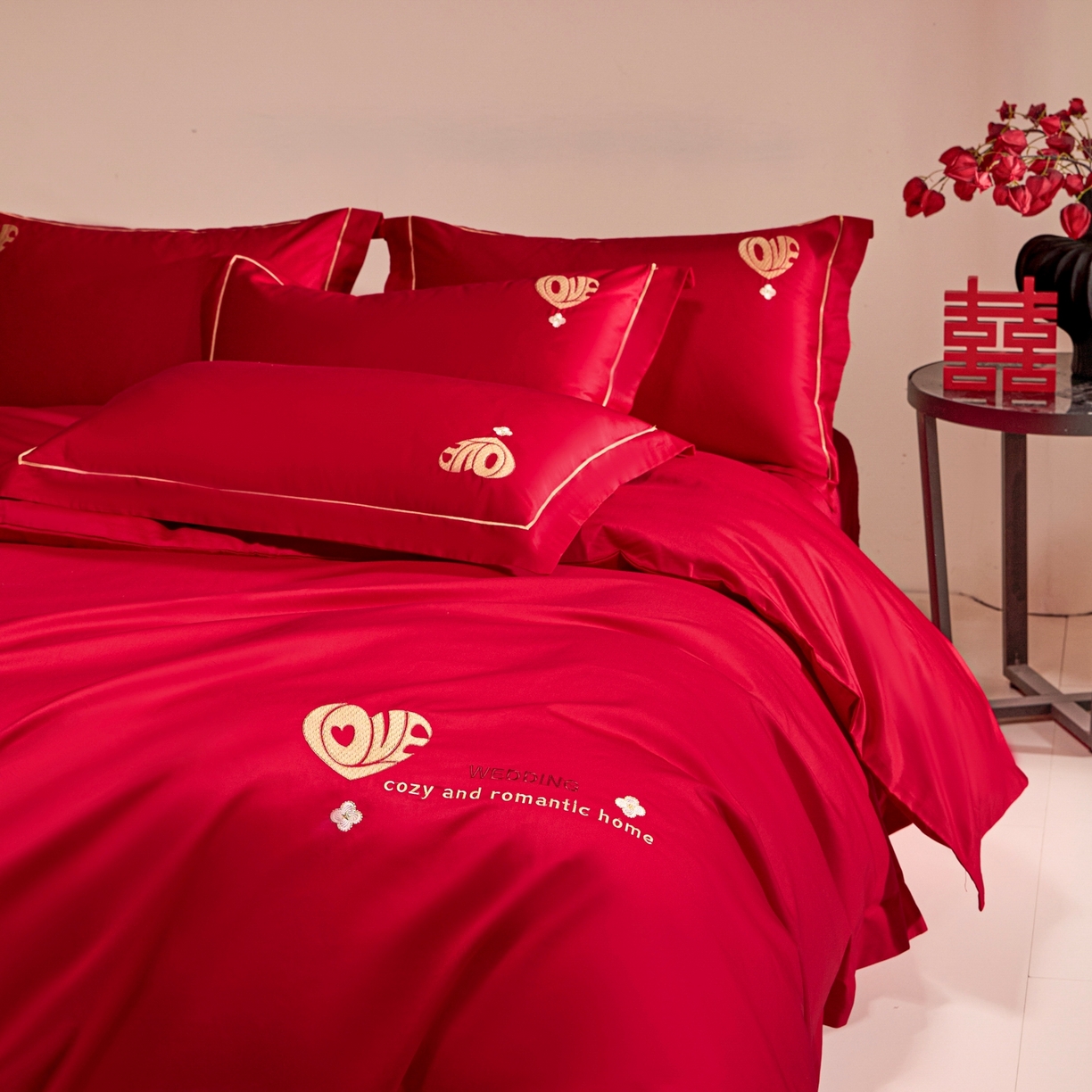 91家纺网 家纺一手货源 找家纺 欧乐蒂 2026新款亲肤棉简约刺绣婚庆四件套 喜爱