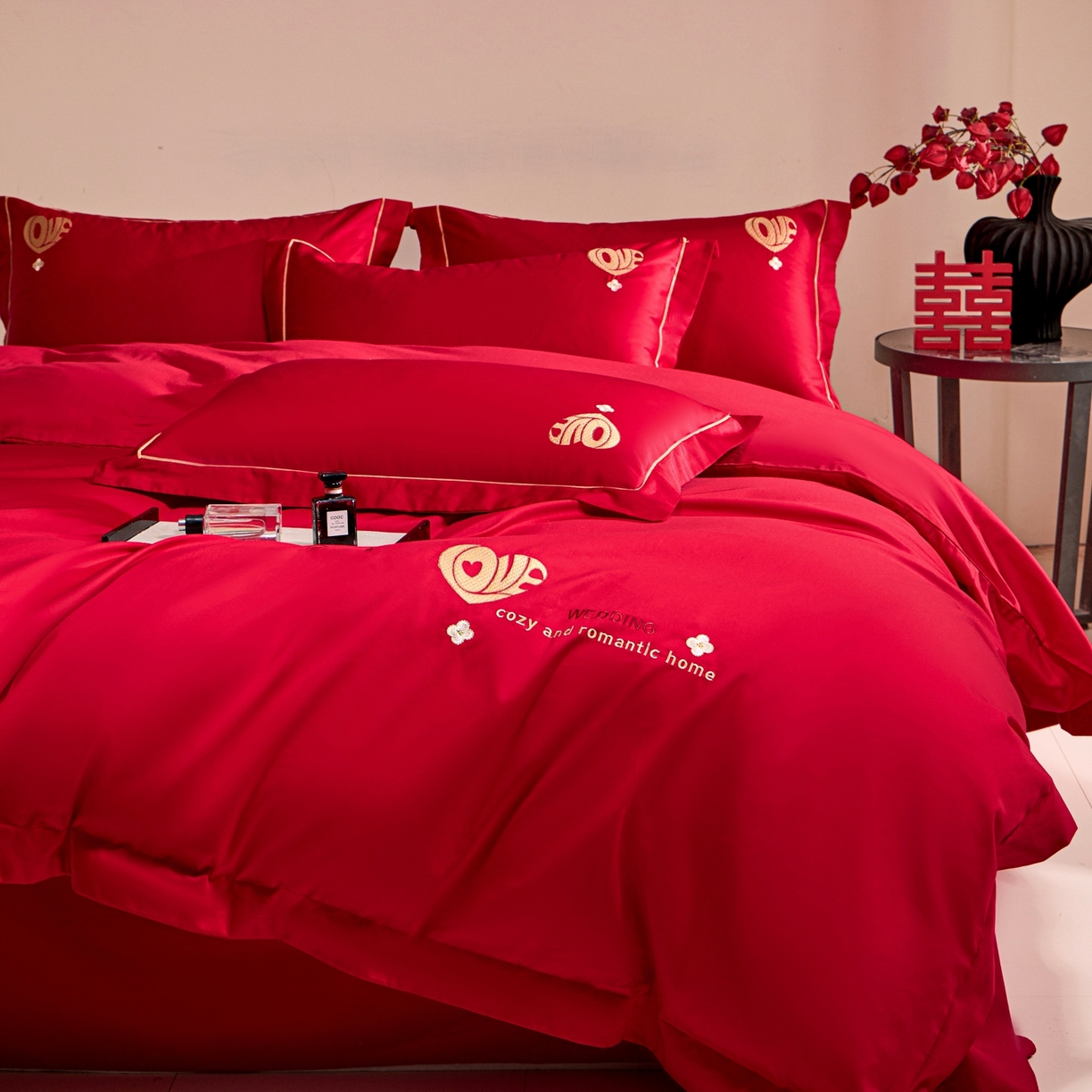 91家纺网 家纺一手货源 找家纺 欧乐蒂 2026新款亲肤棉简约刺绣婚庆四件套 喜爱