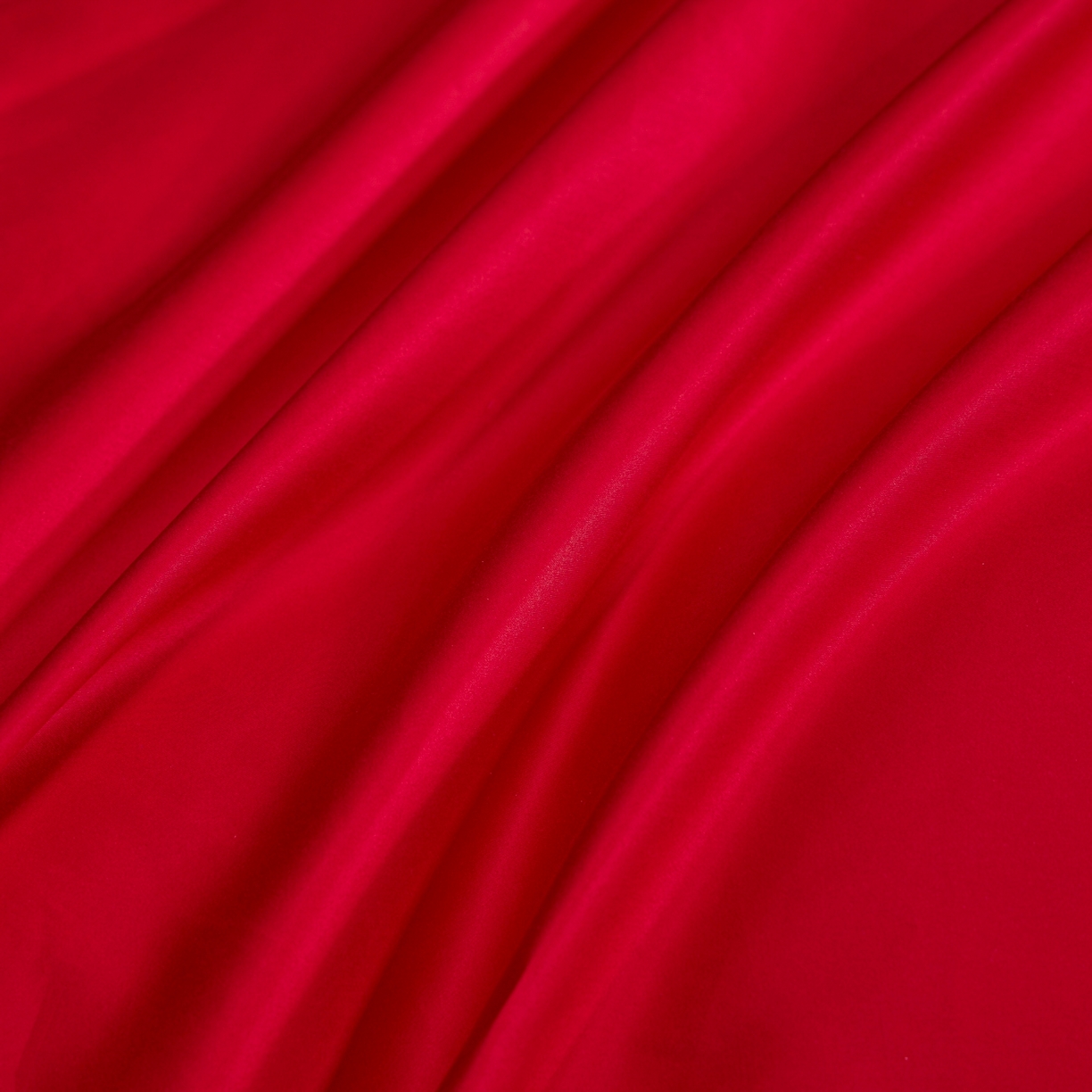 91家纺网 家纺一手货源 找家纺 欧乐蒂 2026新款亲肤棉简约刺绣婚庆四件套 依偎