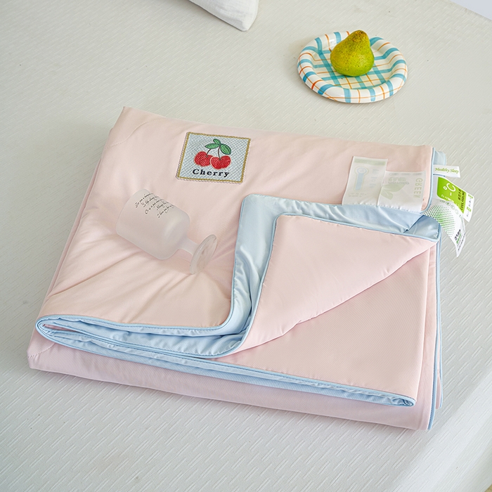 91家纺网 家纺一手货源 找家纺 （总）摩时 2026春夏新款凉感丝夏被纯色系空调凉被单双人被子