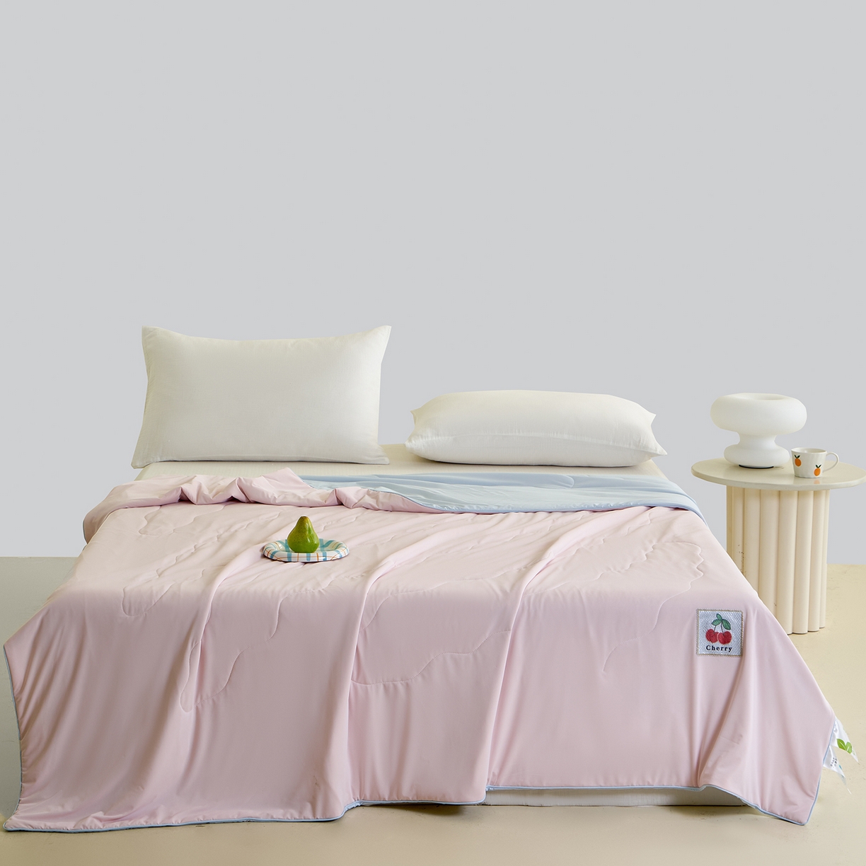 91家纺网 家纺一手货源 找家纺 摩时 2026春夏新款凉感丝夏被纯色系空调凉被单双人被子 樱桃红了