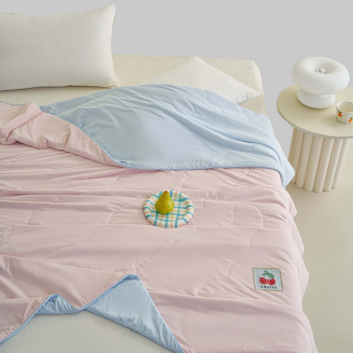 91家纺网 家纺一手货源 找家纺 摩时 2026春夏新款凉感丝夏被纯色系空调凉被单双人被子 樱桃红了