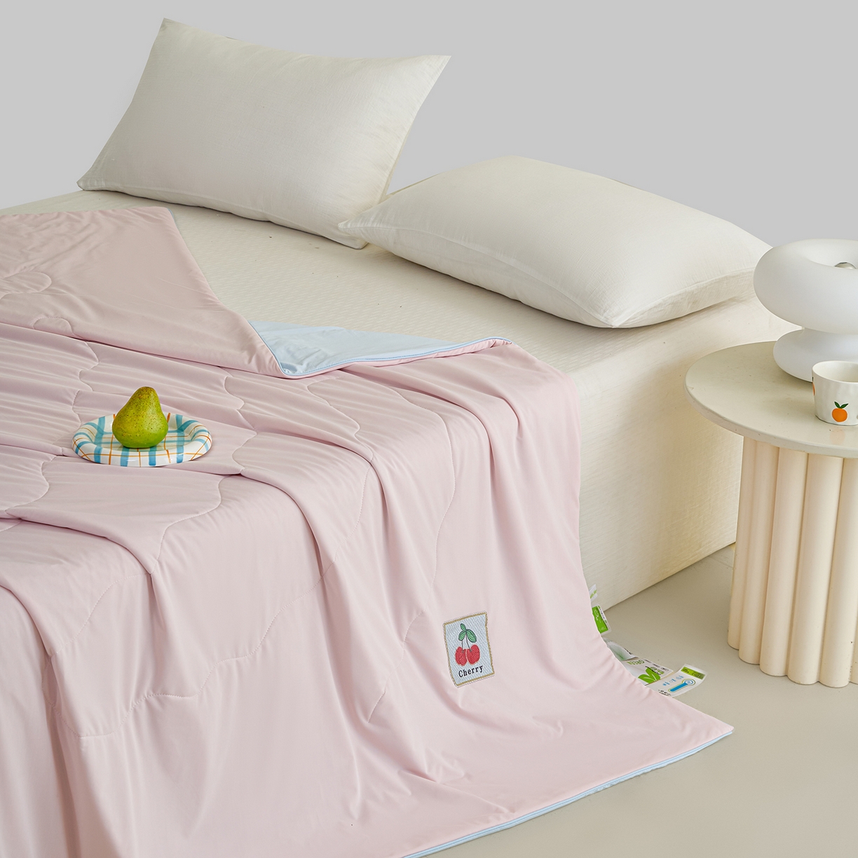 91家纺网 家纺一手货源 找家纺 摩时 2026春夏新款凉感丝夏被纯色系空调凉被单双人被子 樱桃红了