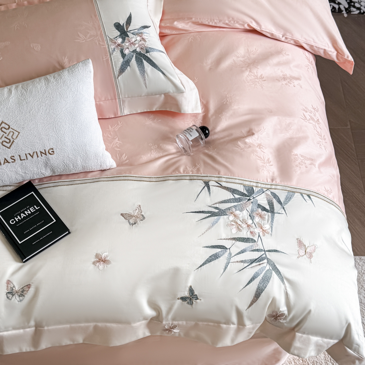 91家纺网 家纺一手货源 找家纺 欧乐蒂 2026新款高支高密亲肤棉提花刺绣四件套 竹韵-玉粉