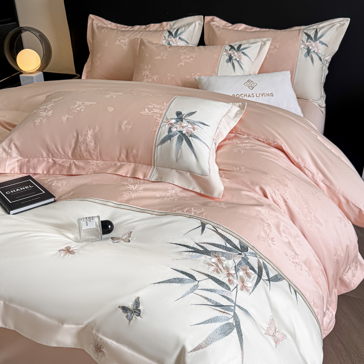 91家纺网 家纺一手货源 找家纺 欧乐蒂 2026新款高支高密亲肤棉提花刺绣四件套 竹韵-玉粉