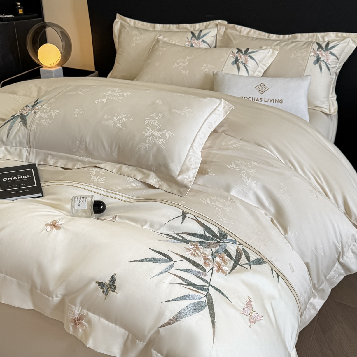 91家纺网 家纺一手货源 找家纺 欧乐蒂 2026新款高支高密亲肤棉提花刺绣四件套 竹韵-雅白