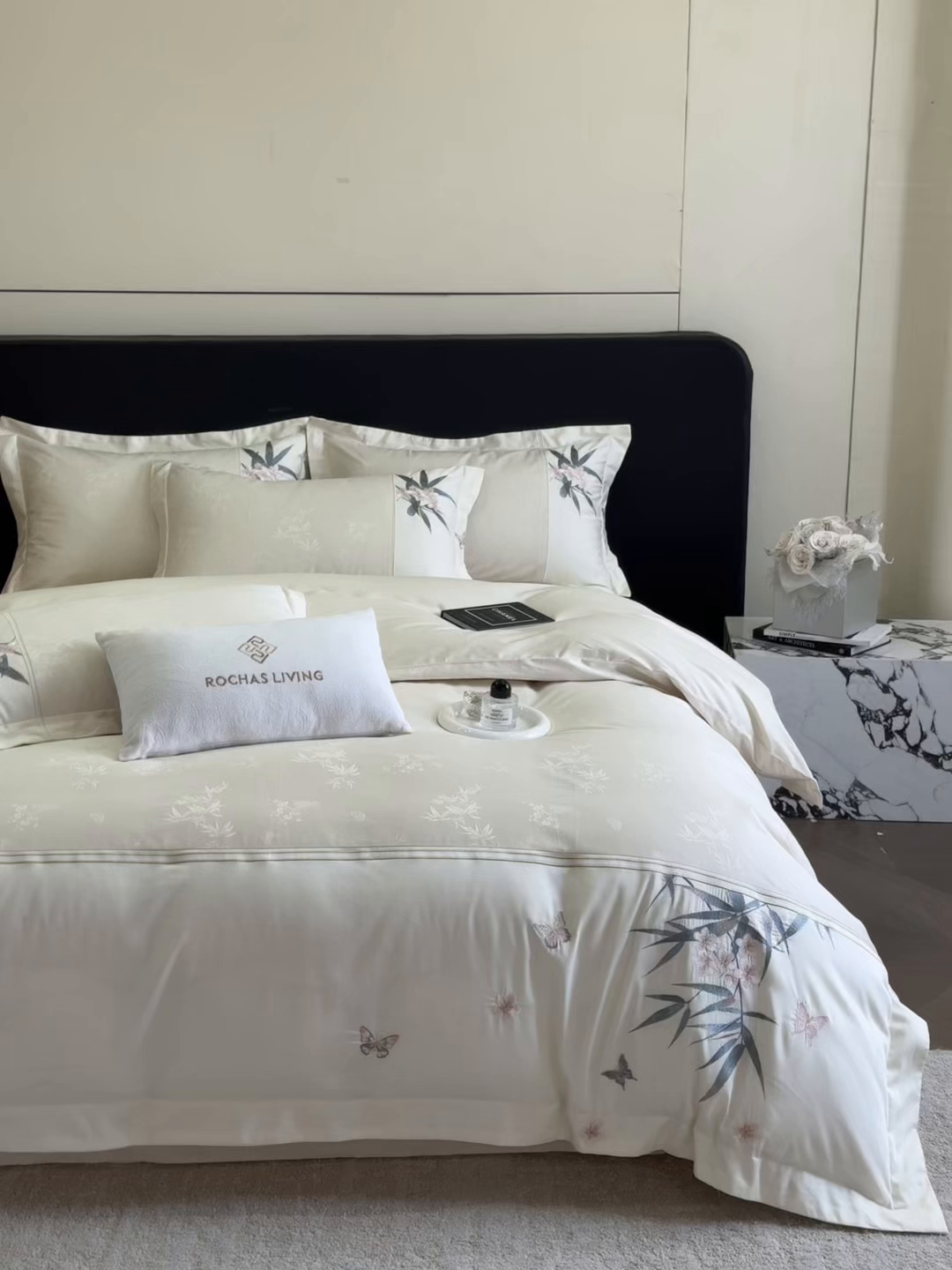 91家纺网 家纺一手货源 找家纺 欧乐蒂 2026新款高支高密亲肤棉提花刺绣四件套 竹韵-雅白