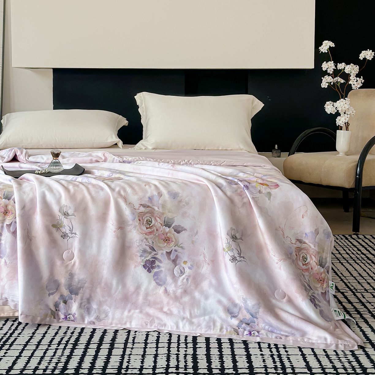 91家纺网 家纺一手货源 找家纺 摩时 2026春夏新款天丝印花夏被凉感空调被芯被子 蔷薇花园