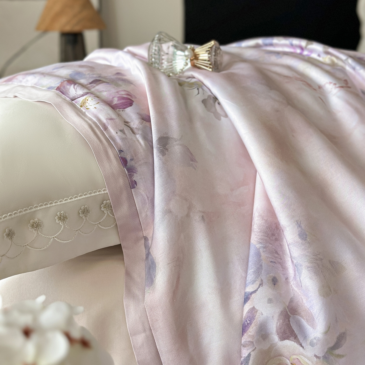 91家纺网 家纺一手货源 找家纺 摩时 2026春夏新款天丝印花夏被凉感空调被芯被子 蔷薇花园