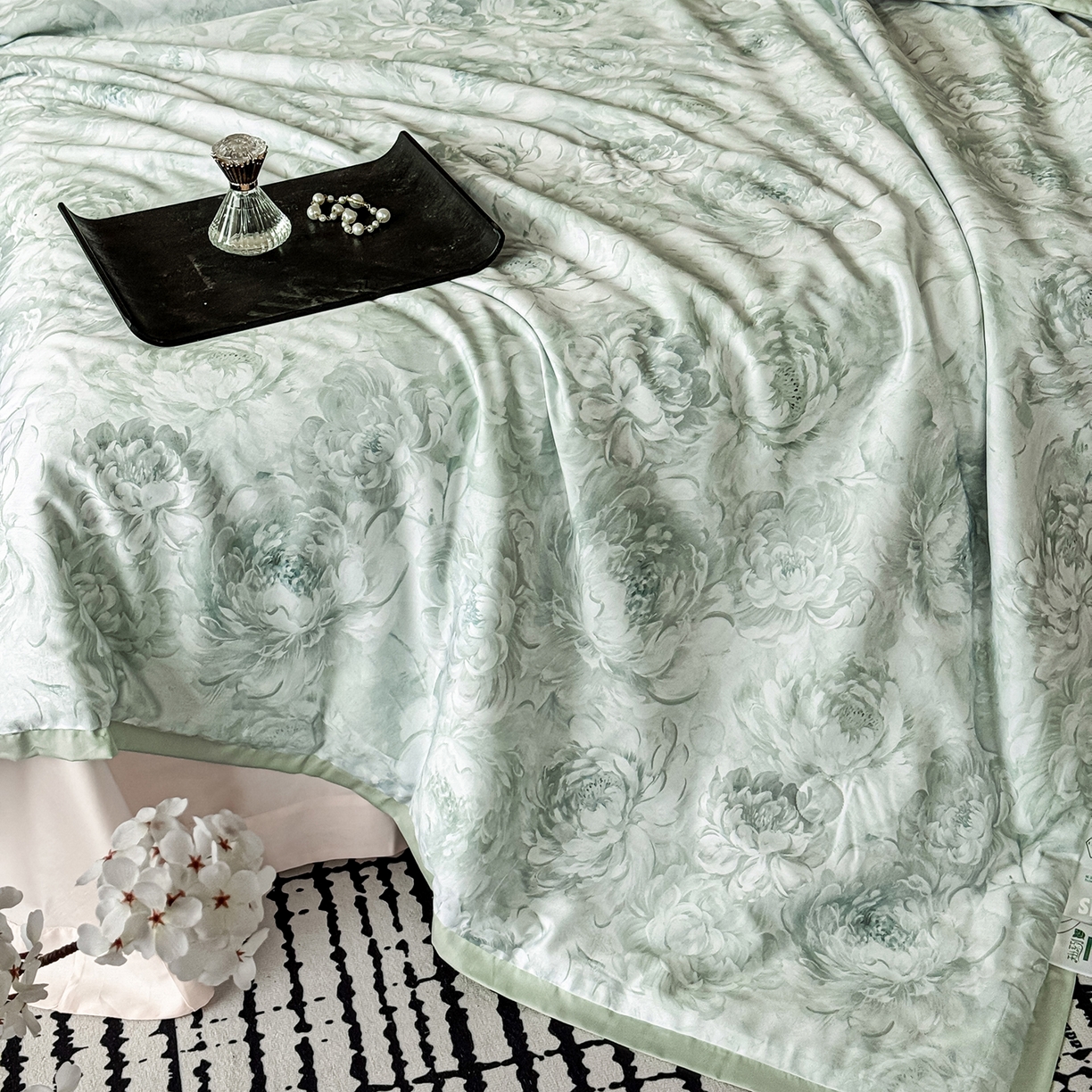 91家纺网 家纺一手货源 找家纺 摩时 2026春夏新款天丝印花夏被凉感空调被芯被子 白书绿雨