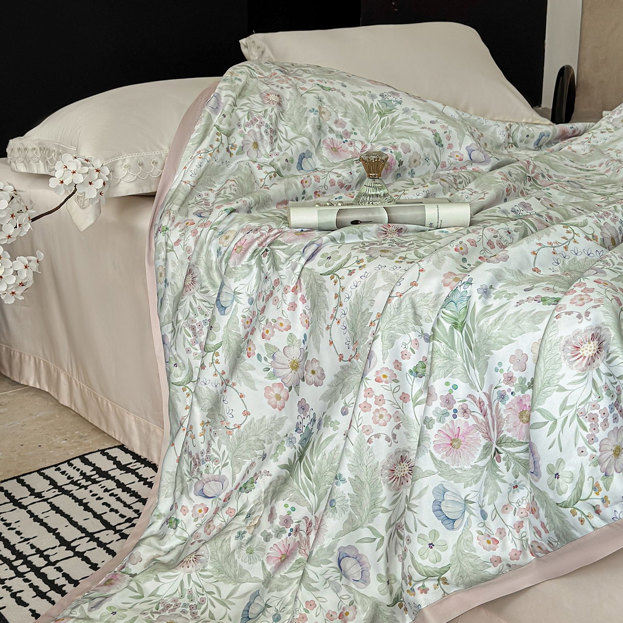 91家纺网 家纺一手货源 找家纺 摩时 2026春夏新款天丝印花夏被凉感空调被芯被子 凤凰单枞