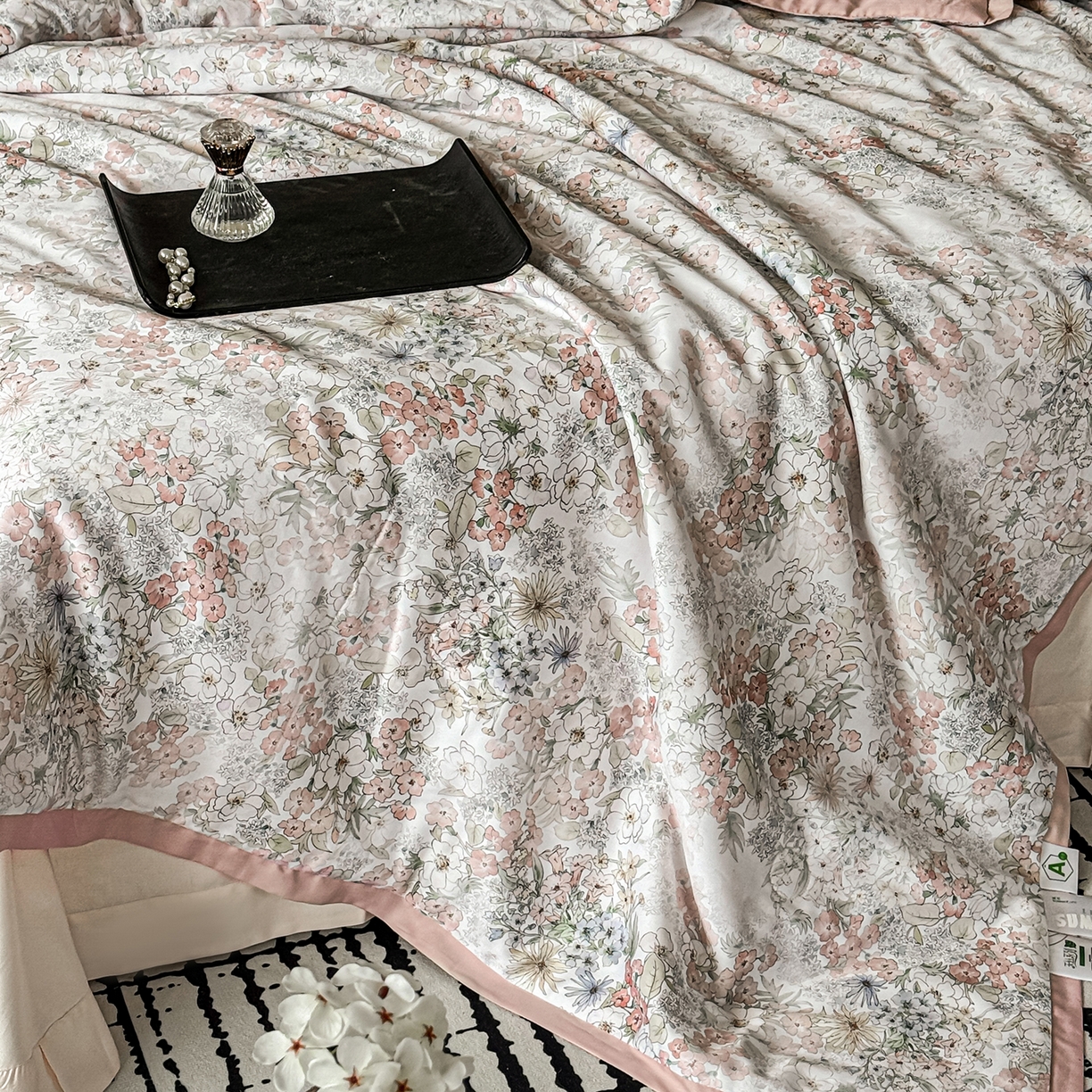 91家纺网 家纺一手货源 找家纺 摩时 2026春夏新款天丝印花夏被凉感空调被芯被子 栀子花信