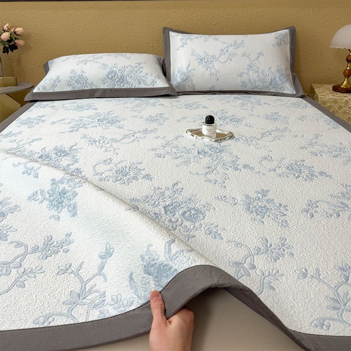 91家纺网 家纺一手货源 找家纺 卡初家居（原微来） 2026新款夏天A类母婴级凉感值过0.21凉豆豆软席凉席席子-思琳娜系列 思琳娜-天空蓝