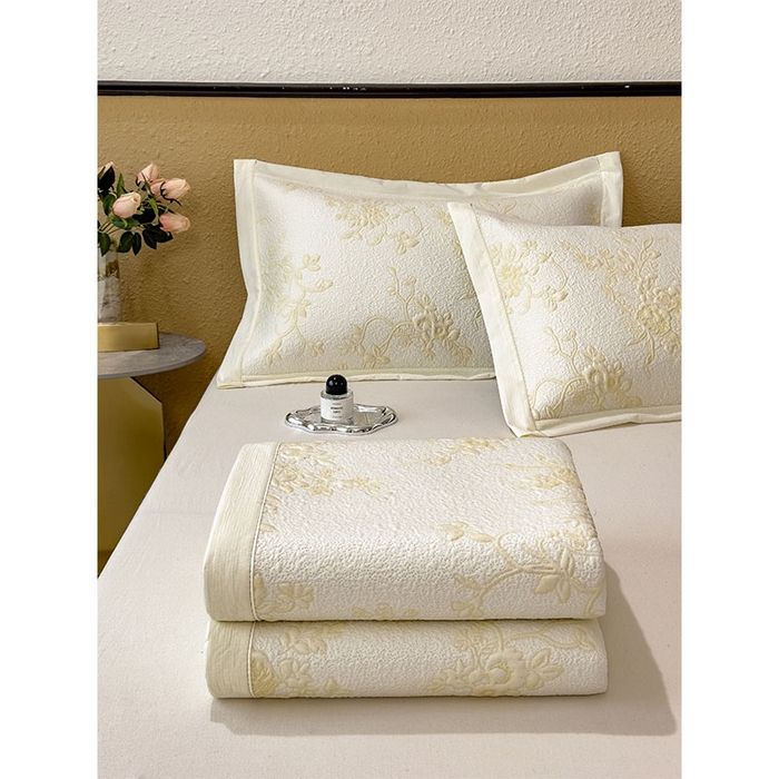 91家纺网 家纺一手货源 找家纺 卡初家居（原微来） 2026新款夏天A类母婴级凉感值过0.21凉豆豆软席凉席席子-思琳娜系列 思琳娜-淡黄