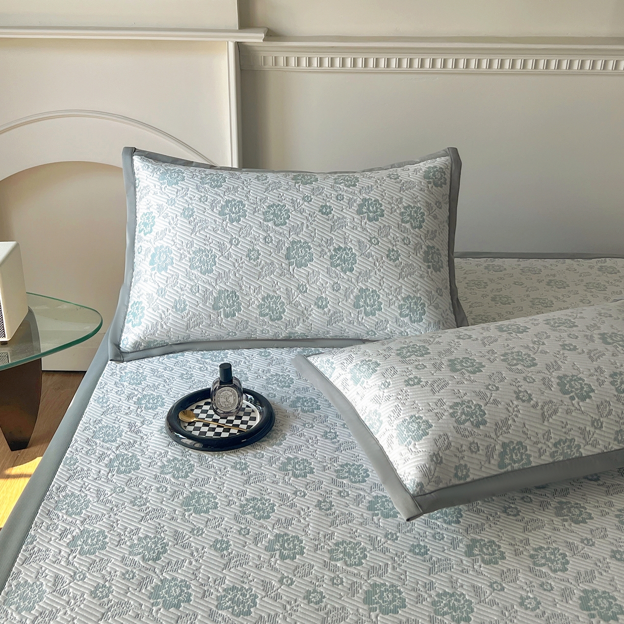 91家纺网 家纺一手货源 找家纺 卡初家居（原微来） 2026新款A类乙纶凉豆豆提花席凉席席子-花影系列 花影-新绿