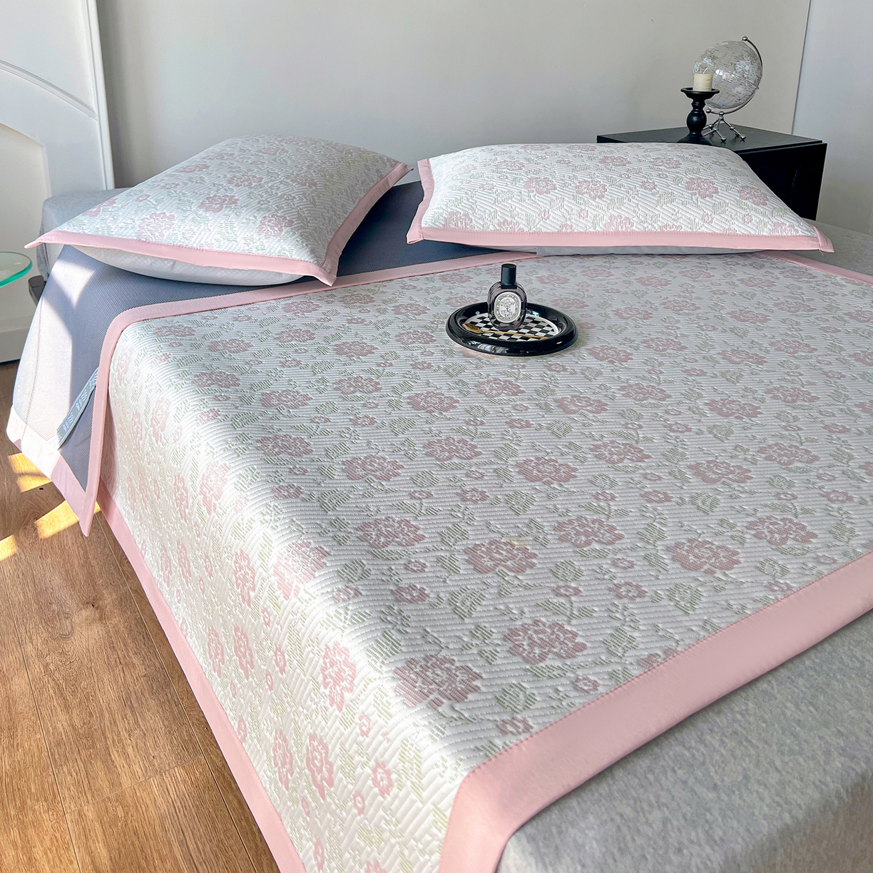 91家纺网 家纺一手货源 找家纺 卡初家居（原微来） 2026新款A类乙纶凉豆豆提花席凉席席子-花影系列 花影-五彩