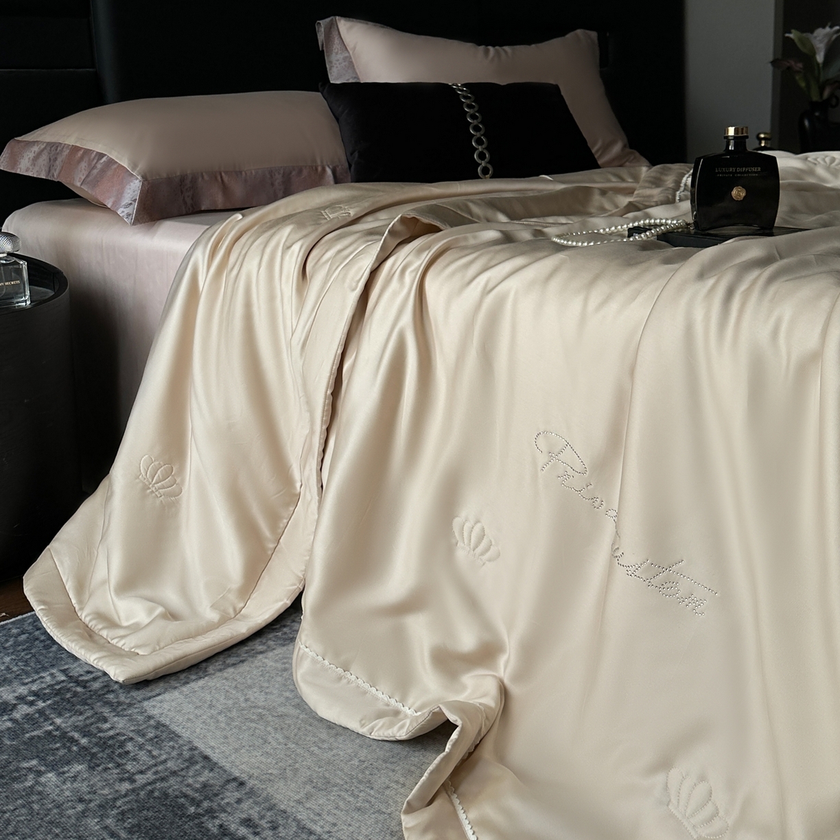 91家纺网 家纺一手货源 找家纺 摩时 2026新款纯色天丝夏被夏凉被空调被 丝悦-燕麦色