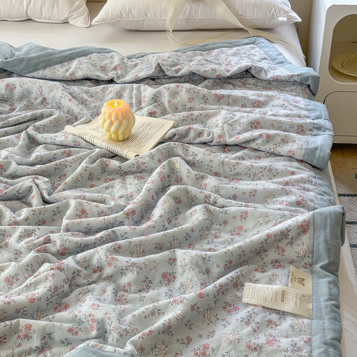 91家纺网 家纺一手货源 找家纺 摩时 2026新款全棉双层纱印花夏被夏凉被空调被 云纱-浅蓝