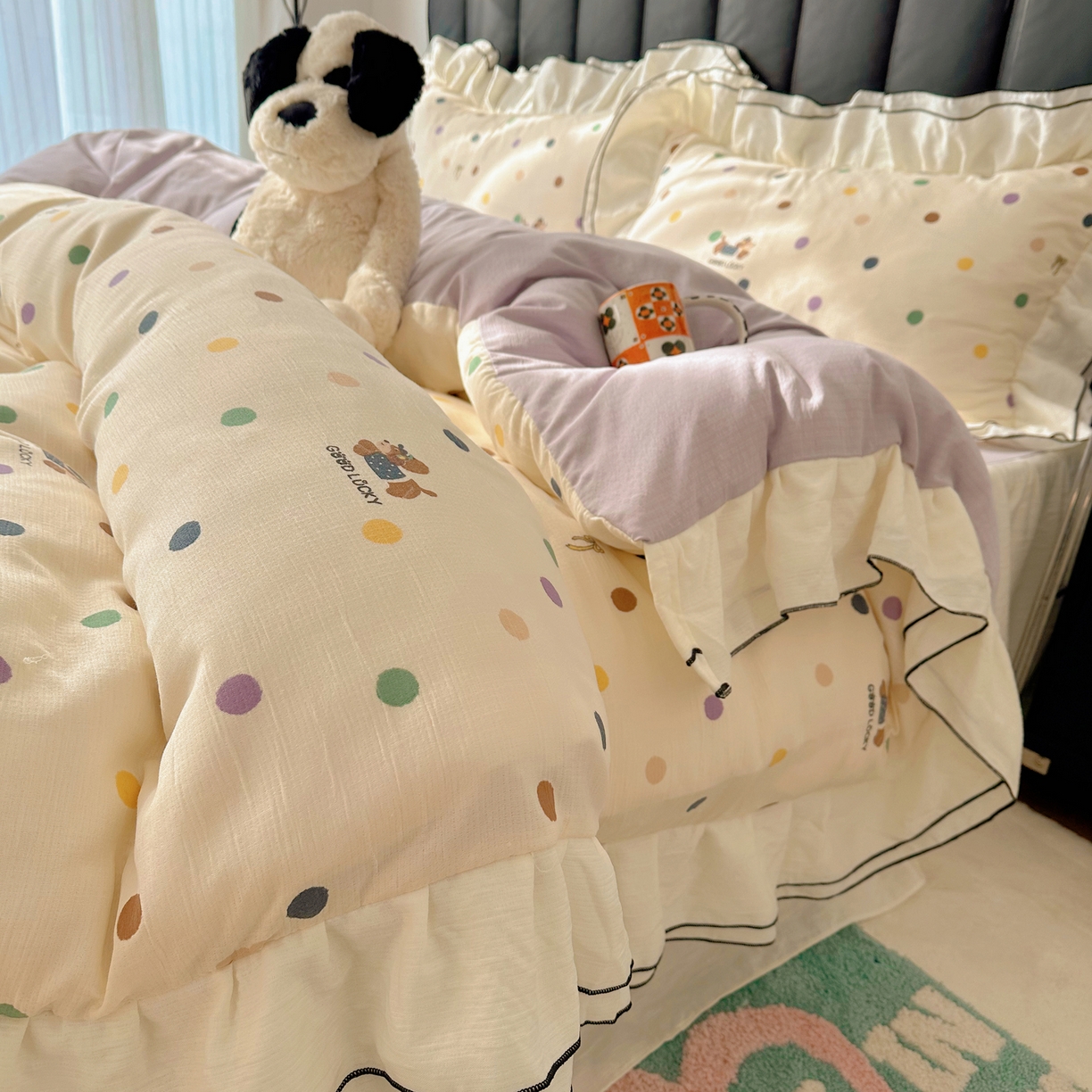 91家纺网 家纺一手货源 找家纺 韩都家居 2026春夏新款双层纱皱皱纱韩系清新风四件套 彩修狗