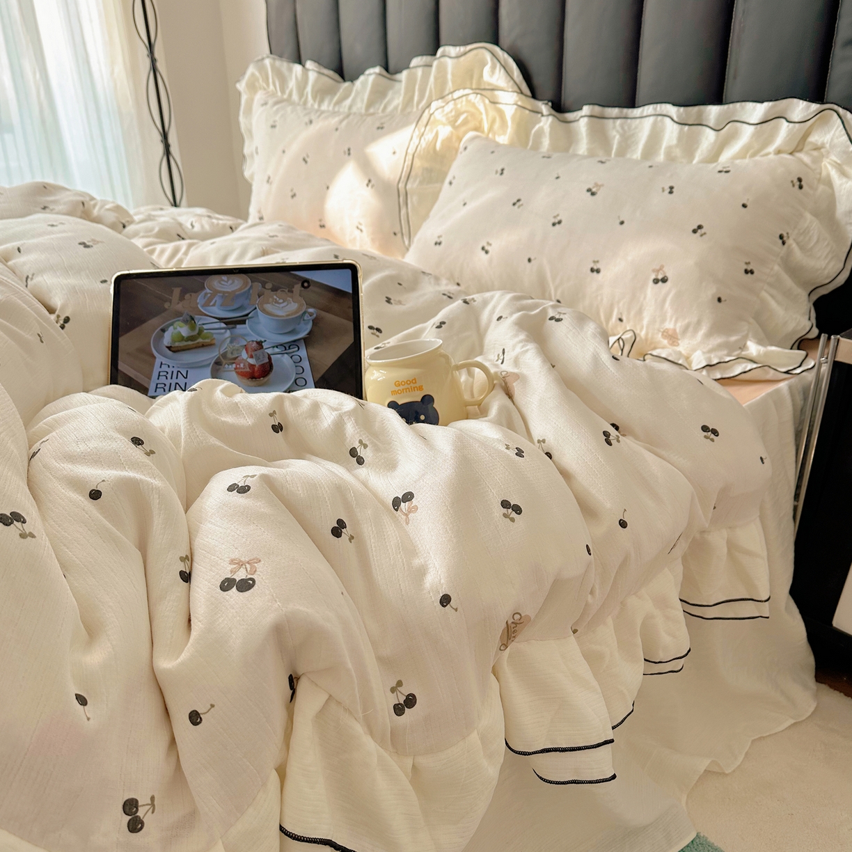 91家纺网 家纺一手货源 找家纺 韩都家居 2026春夏新款双层纱皱皱纱韩系清新风四件套 复古樱桃