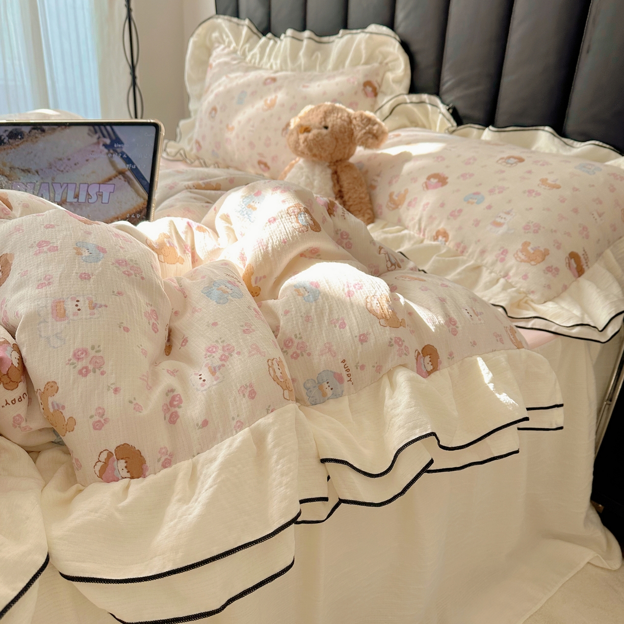 91家纺网 家纺一手货源 找家纺 韩都家居 2026春夏新款双层纱皱皱纱韩系清新风四件套 欢狗园