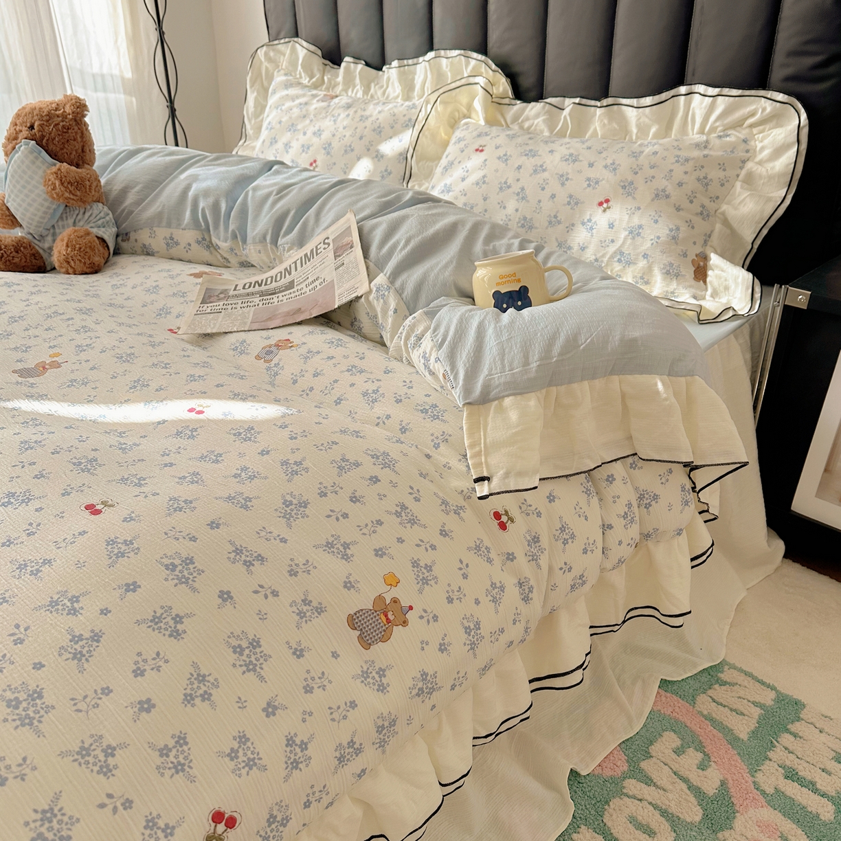 91家纺网 家纺一手货源 找家纺 韩都家居 2026春夏新款双层纱皱皱纱韩系清新风四件套 蓝熊曲