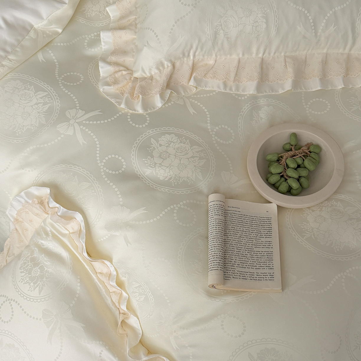 91家纺网 家纺一手货源 找家纺 （总）优悦生活馆 2026新款花边款冰丝四件套-月光织梦