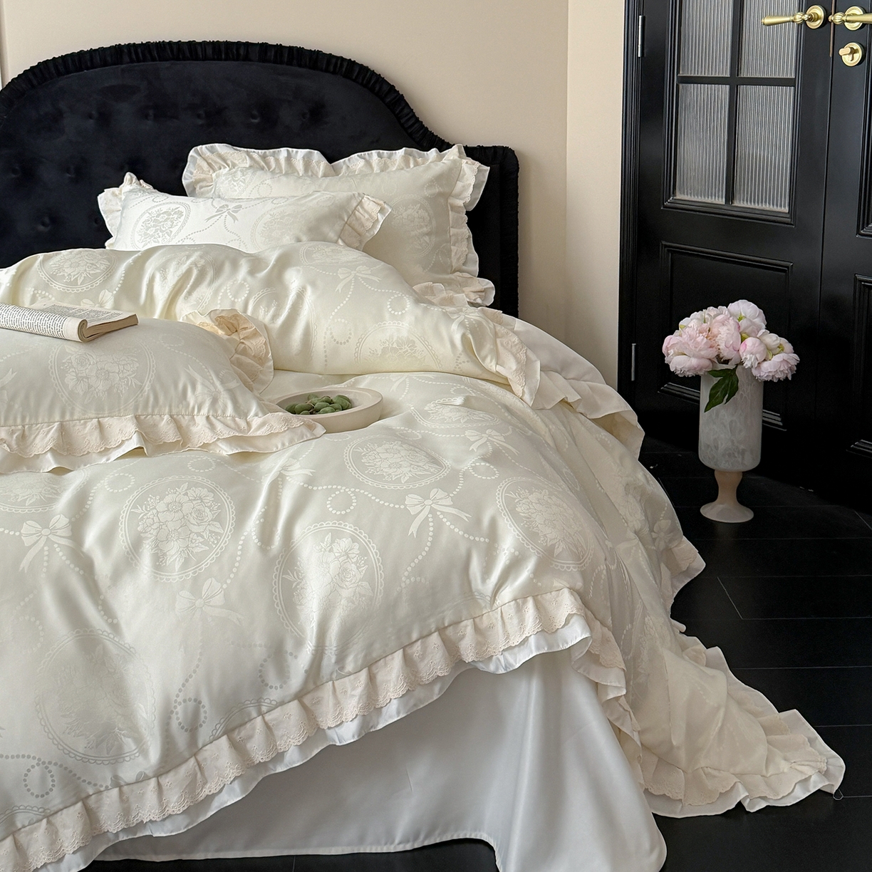 91家纺网 家纺一手货源 找家纺 优悦生活馆 2026新款花边款冰丝四件套-月光织梦 月光织梦-白