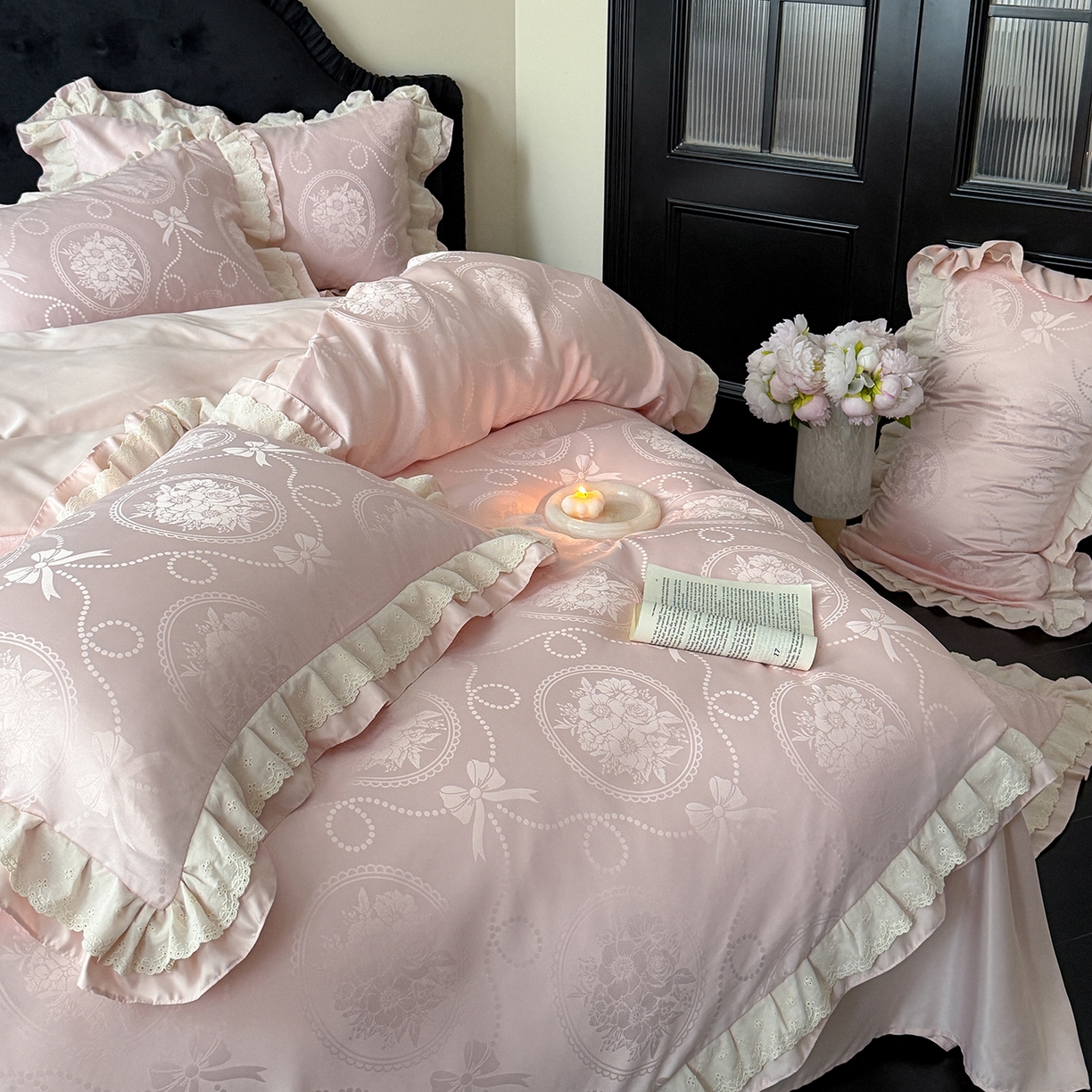 91家纺网 家纺一手货源 找家纺 优悦生活馆 2026新款花边款冰丝四件套-月光织梦 月光织梦-粉