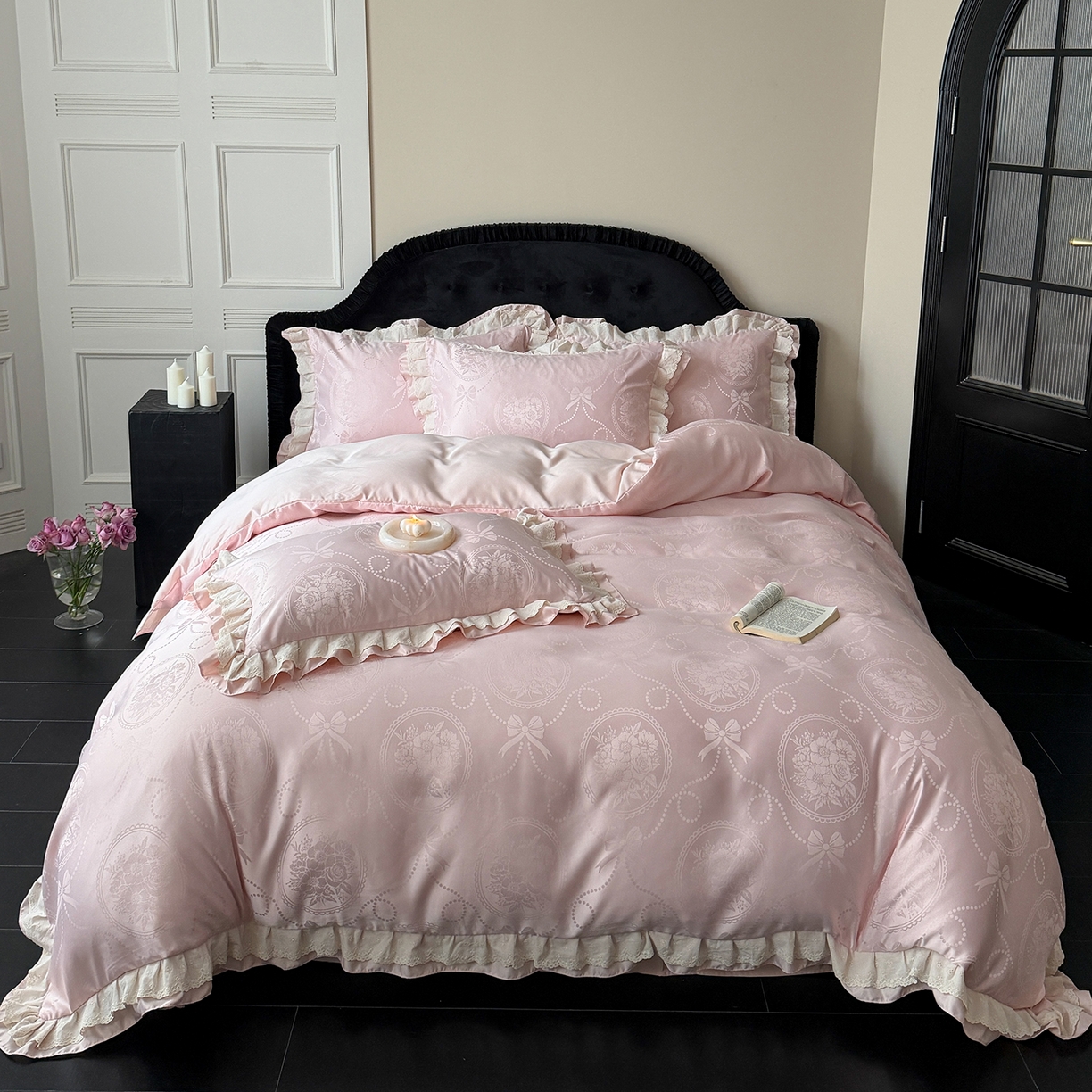 91家纺网 家纺一手货源 找家纺 优悦生活馆 2026新款花边款冰丝四件套-月光织梦 月光织梦-粉