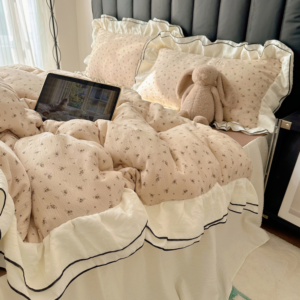 91家纺网 家纺一手货源 找家纺 韩都家居 2026春夏新款双层纱皱皱纱韩系清新风四件套 木锦咖