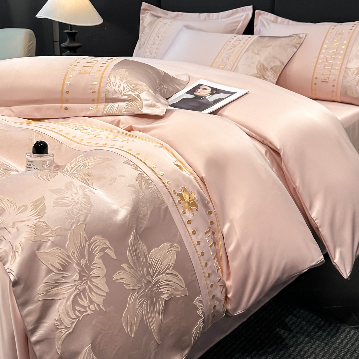 91家纺网 家纺一手货源 找家纺 （总）宇航家纺 2026新款金丝立体浮雕提花水洗真丝天丝四件套