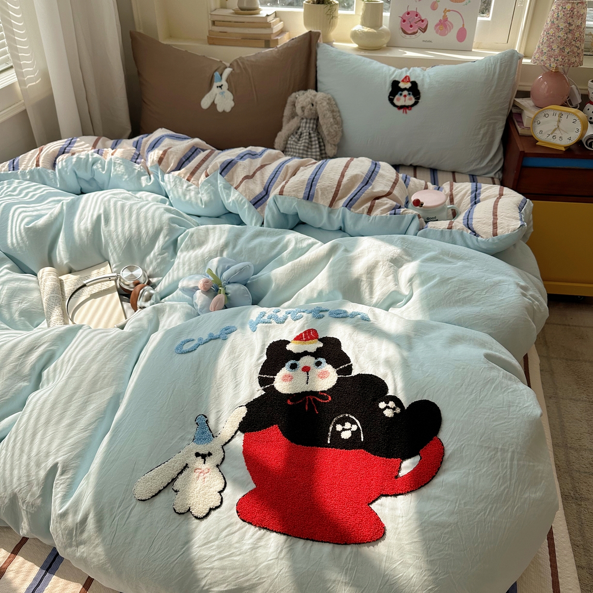 91家纺网 家纺一手货源 找家纺 （总）顾里家纺 2026春夏新款ins可爱风云朵毛巾绣四件套（会员-3元  床笠定制不退换0