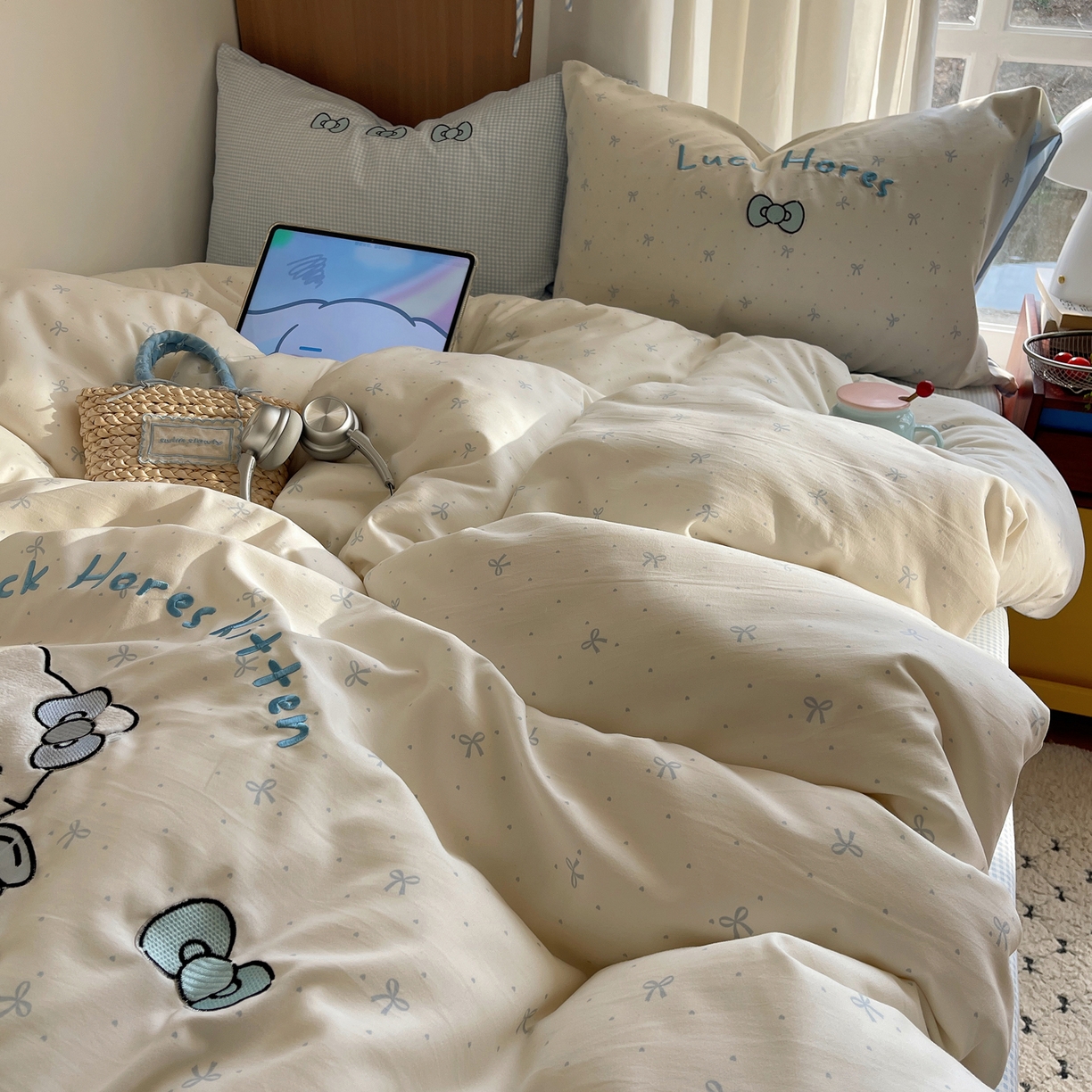 91家纺网 家纺一手货源 找家纺 （总）沐慕 2026新款大贴布绣云朵棉四件套