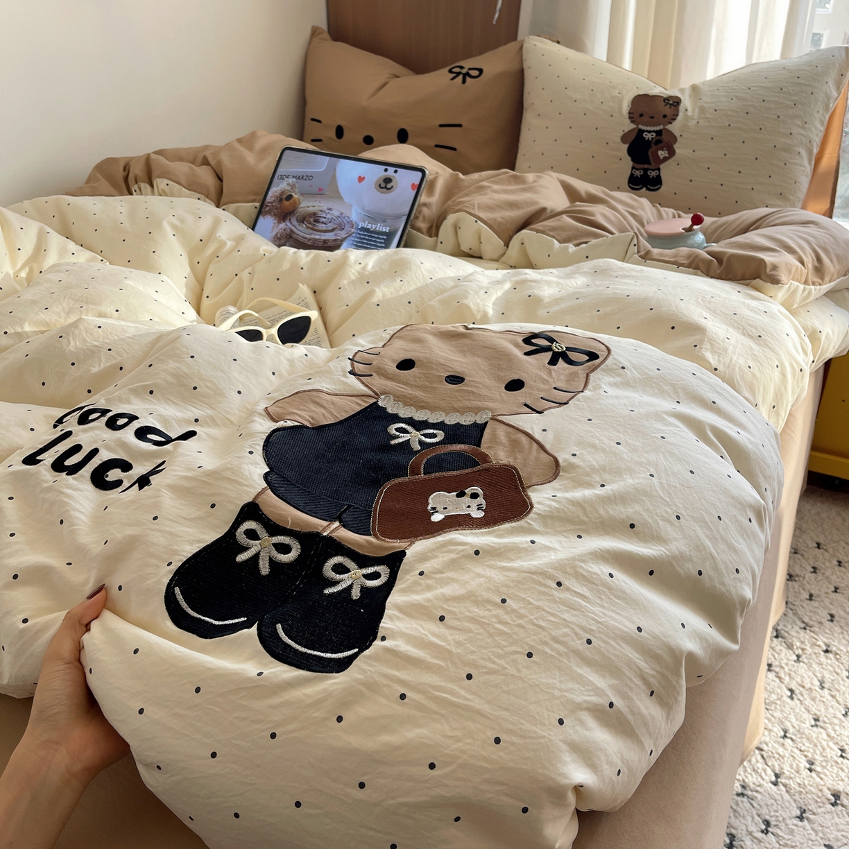 91家纺网 家纺一手货源 找家纺 沐慕 2026新款大贴布绣云朵棉四件套 Coco小姐