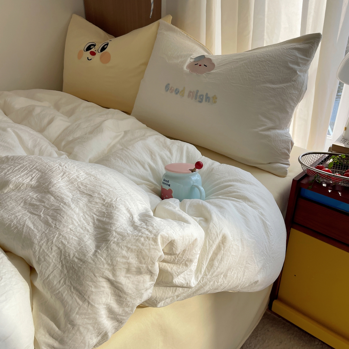 91家纺网 家纺一手货源 找家纺 沐慕 2026新款大贴布绣云朵棉四件套 萌星星