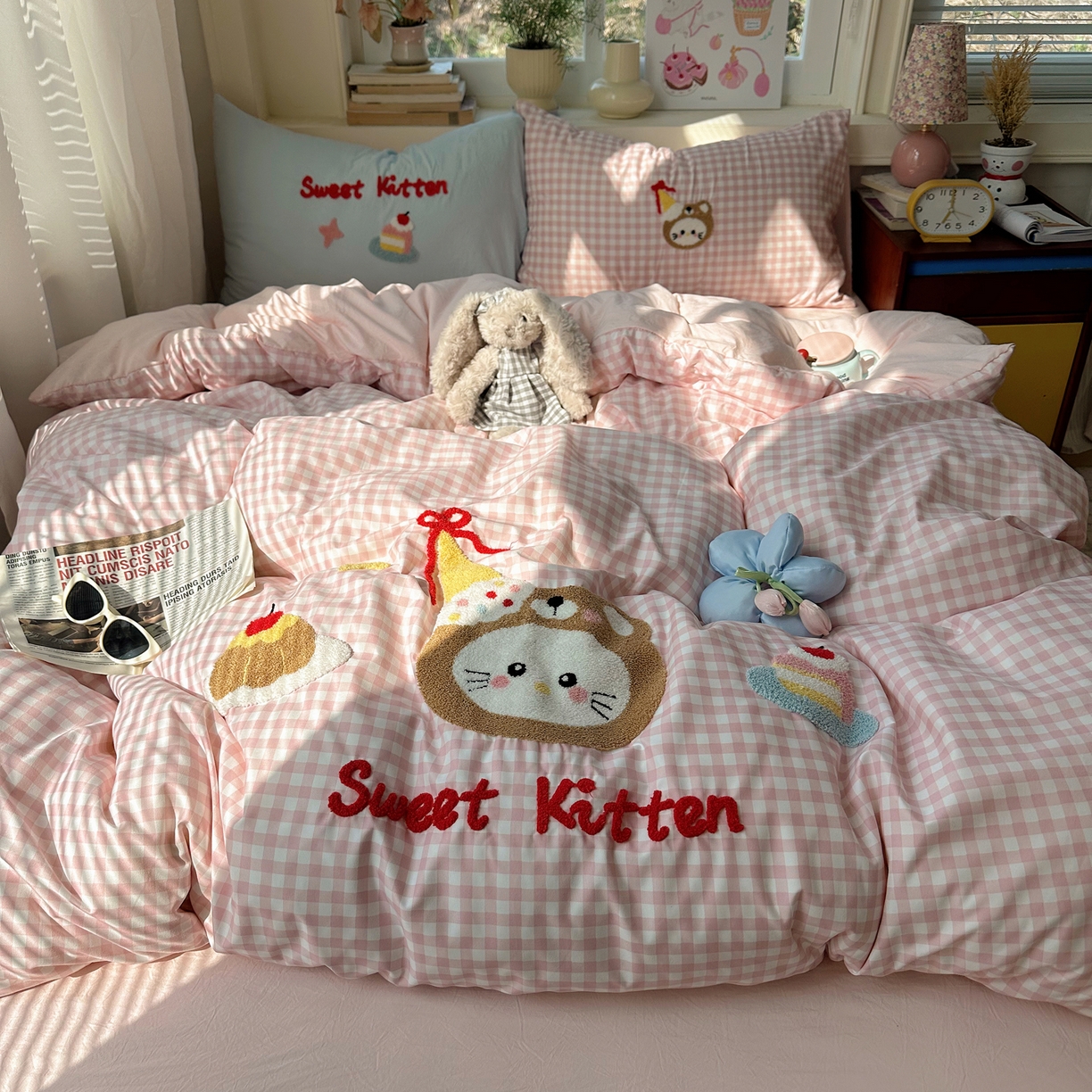 91家纺网 家纺一手货源 找家纺 顾里家纺 2026春夏新款ins可爱风云朵毛巾绣四件套（会员-3元  床笠定制不退换0 冰淇淋猫