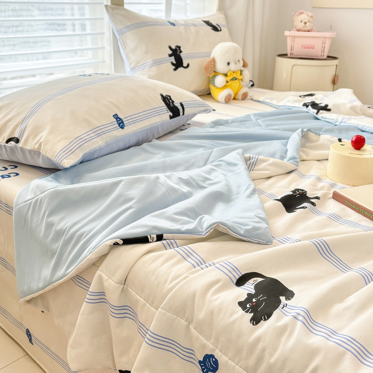 91家纺网 家纺一手货源 找家纺 雅居纺家纺 2026新款A版全棉B版凉感夏被夏凉被空调被 夏被 可爱小猫