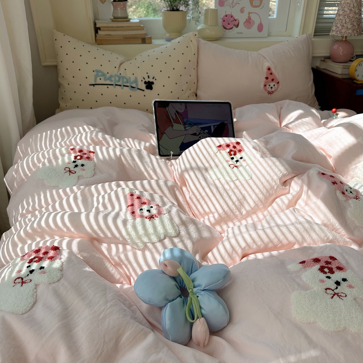 91家纺网 家纺一手货源 找家纺 顾里家纺 2026春夏新款ins可爱风云朵毛巾绣四件套（会员-3元  床笠定制不退换0 波点修狗