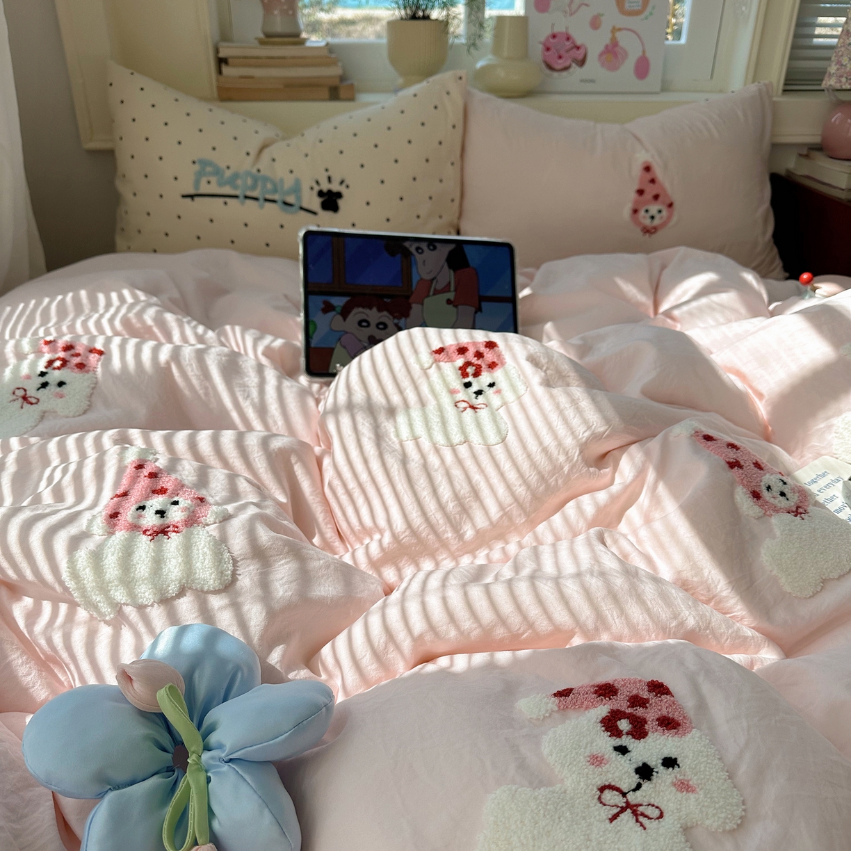 91家纺网 家纺一手货源 找家纺 顾里家纺 2026春夏新款ins可爱风云朵毛巾绣四件套（会员-3元  床笠定制不退换0 波点修狗