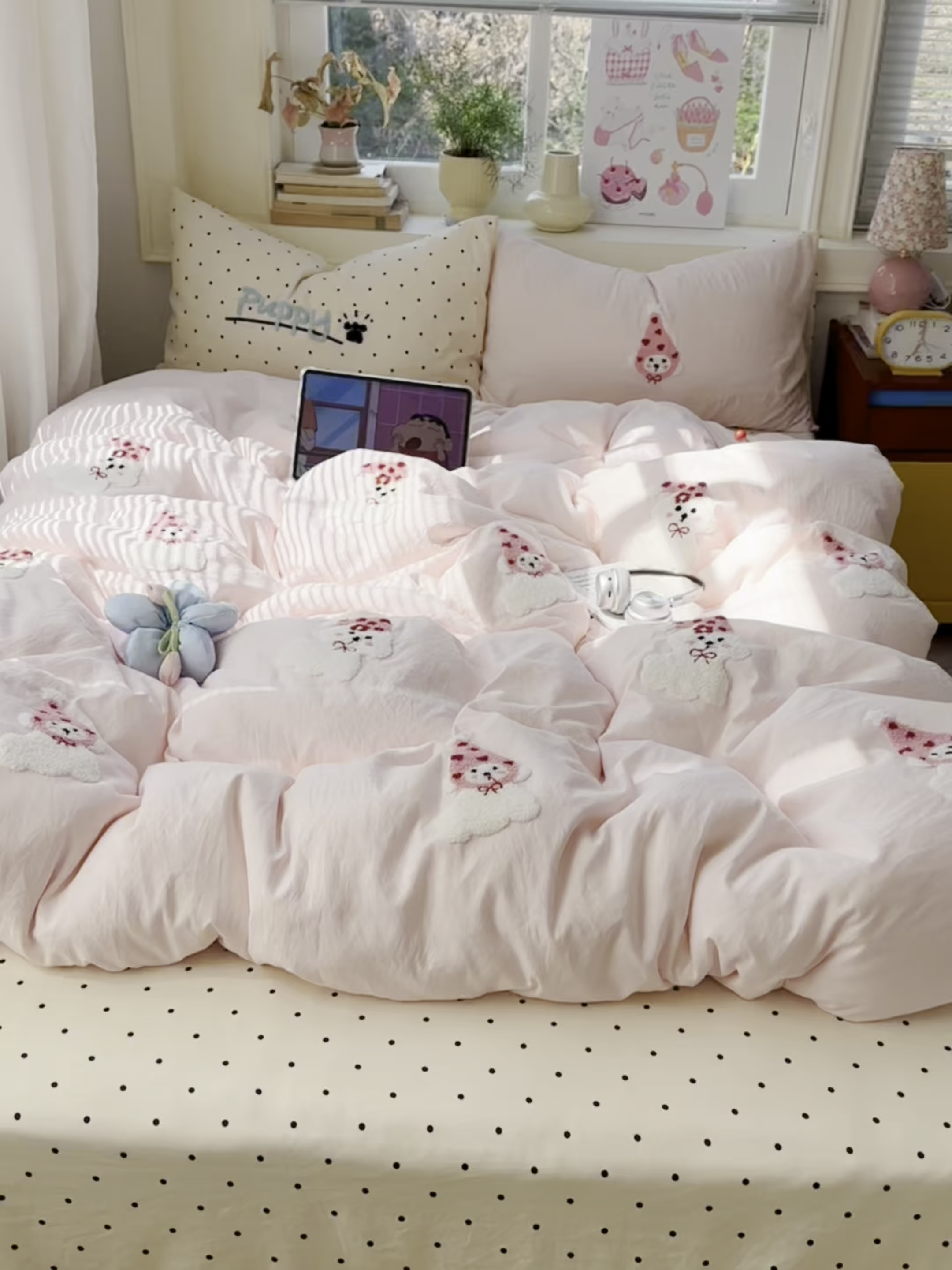 91家纺网 家纺一手货源 找家纺 顾里家纺 2026春夏新款ins可爱风云朵毛巾绣四件套（会员-3元  床笠定制不退换0 波点修狗