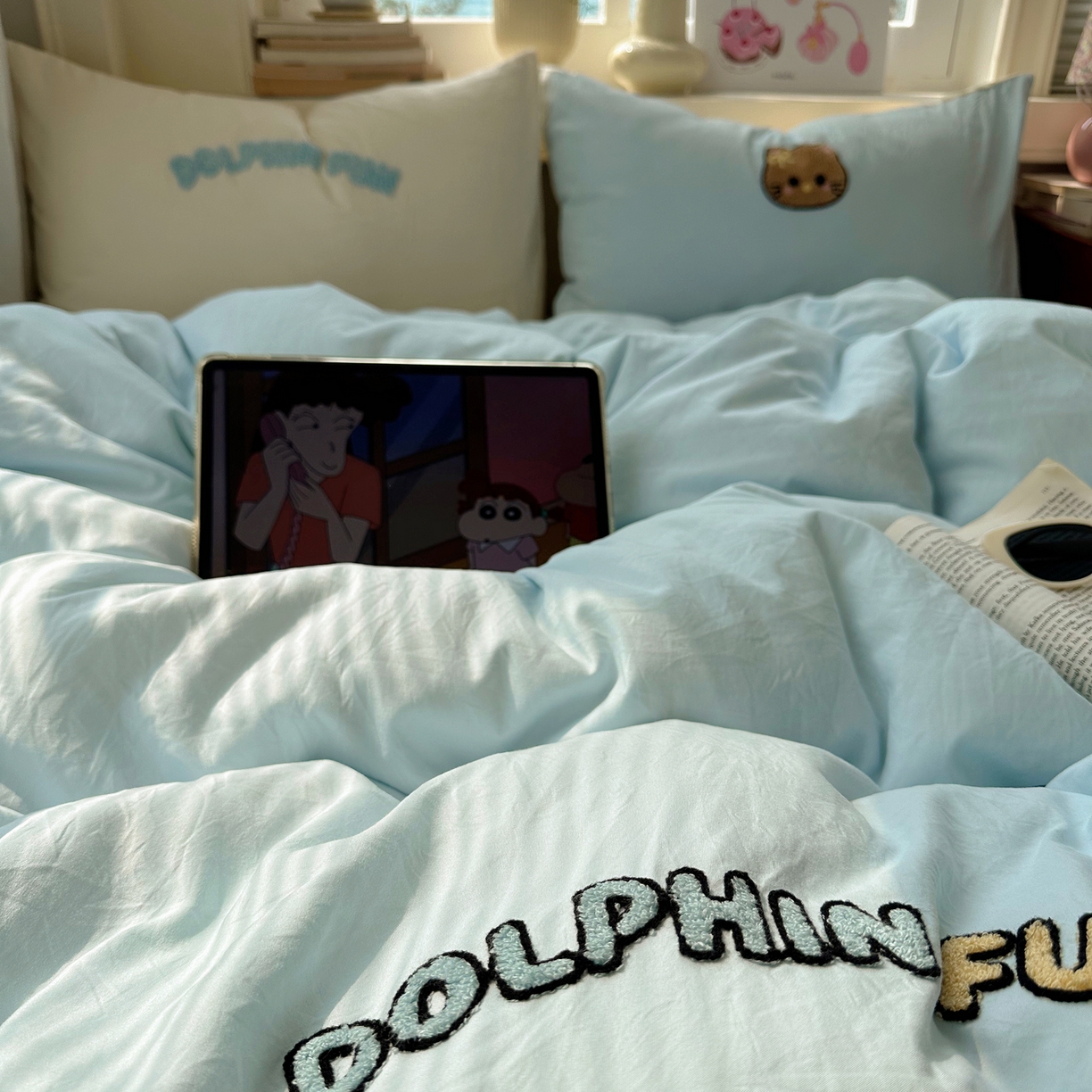 91家纺网 家纺一手货源 找家纺 顾里家纺 2026春夏新款ins可爱风云朵毛巾绣四件套（会员-3元  床笠定制不退换0 冲浪黑皮猫