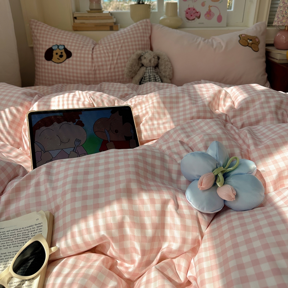 91家纺网 家纺一手货源 找家纺 顾里家纺 2026春夏新款ins可爱风云朵毛巾绣四件套（会员-3元  床笠定制不退换0 狗狗好友